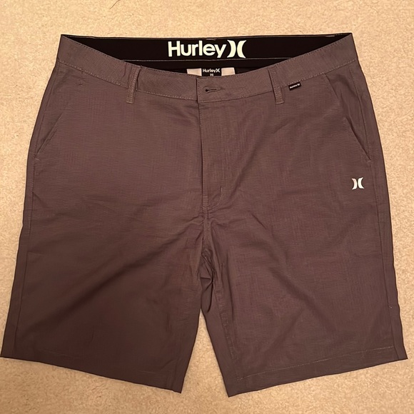 Men’s Hurley Bathing Suit Shorts Size: 36 - Picture 1 of 2